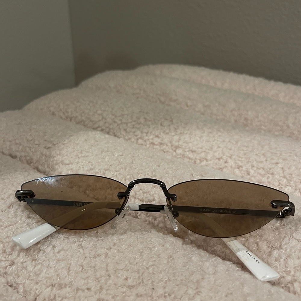 Cat Eye Sunglasses Grey Lens